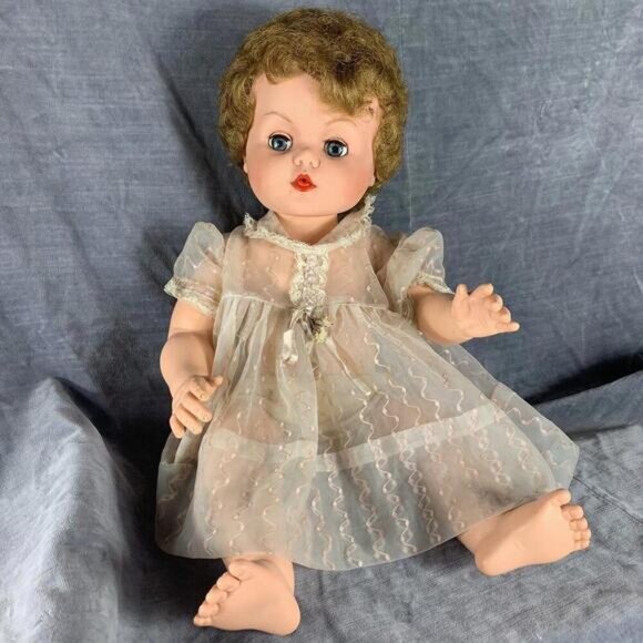 Vintage 1950s Dee and Cee D&amp;C Canada Baby Doll 22Sleepy Eyes Rooted Hair‌ - Picture 1 of 12